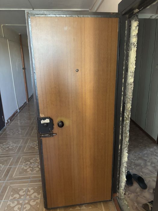 Продам двери не дорого