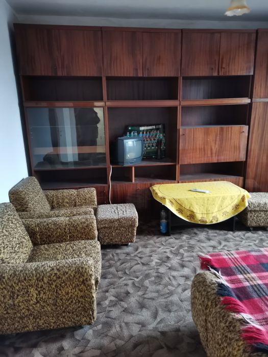 Дава се под наем Едностаен апартамент в Разград, Житница - 38 кв.м за 163.2 € - Снимка #2