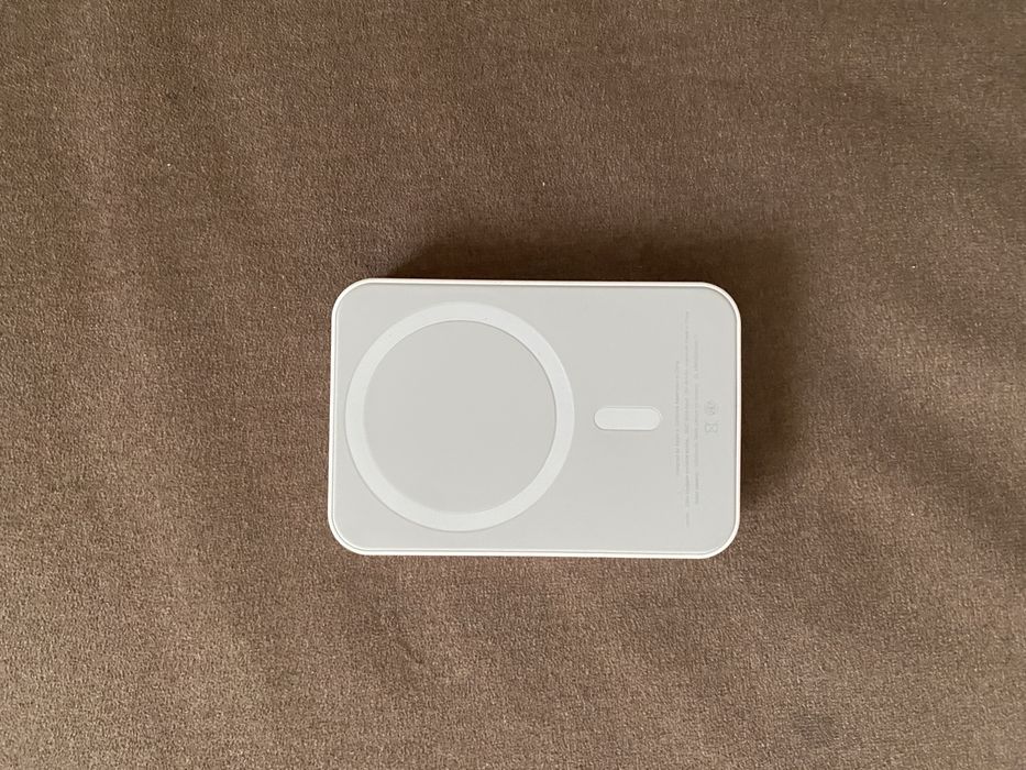 vand baterie externa wirless iphone nou nouta cutia nu pare