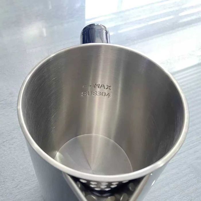 Электрочайник из нержавеющей стали с цифровым смарт-сенсором