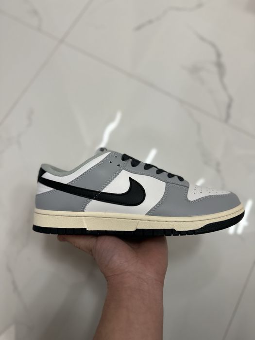 Nike Dunk Low "Light Smoke Grey"