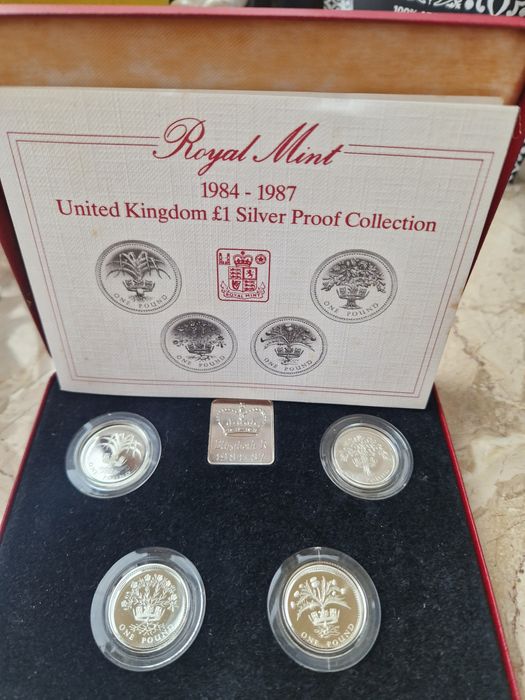 Сребърен сет Кралица Елизабет II