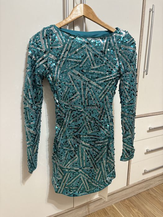 Парти рокля с пайети