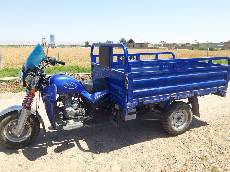 Eldosh Motosikl yuk tashiydigan