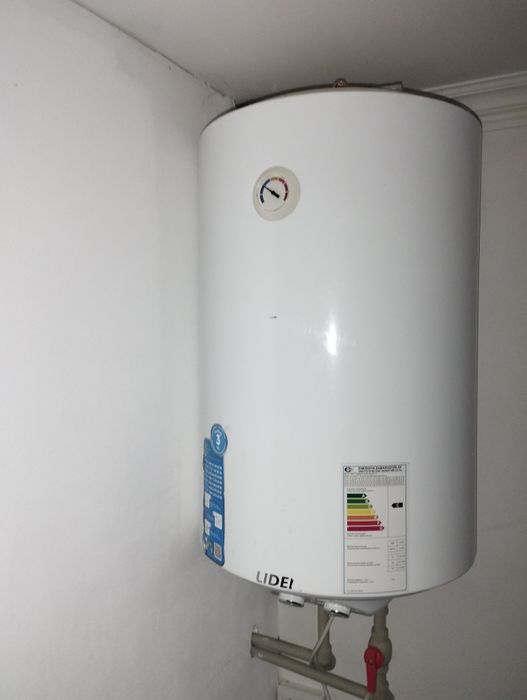 Продам аристон 50литр