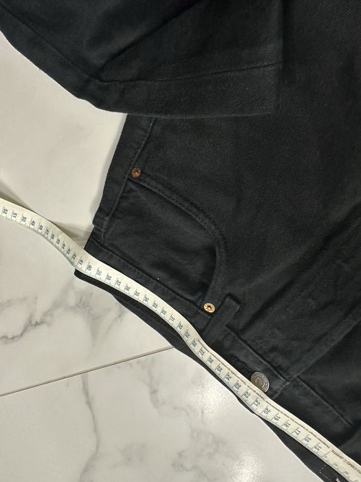 Пригинални мъжки дънки Levi’s размерут е 30,модел 501 най-предпочитан