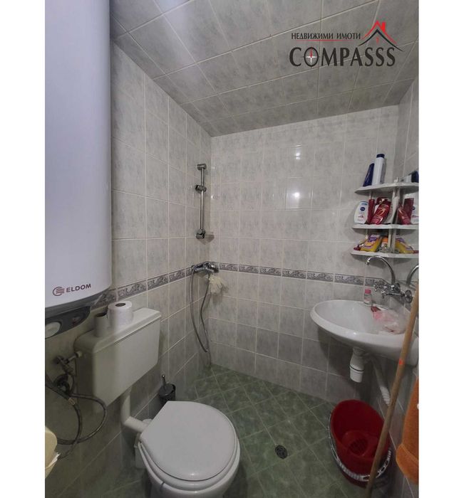 Гр. Добрич, ПИНЕТА-Хуманитарна гимназия, етаж от къща  – 127000лв!