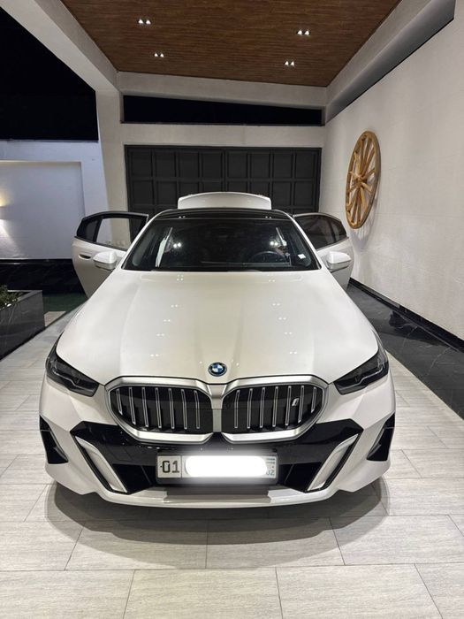 I5 BMW 35L  2024