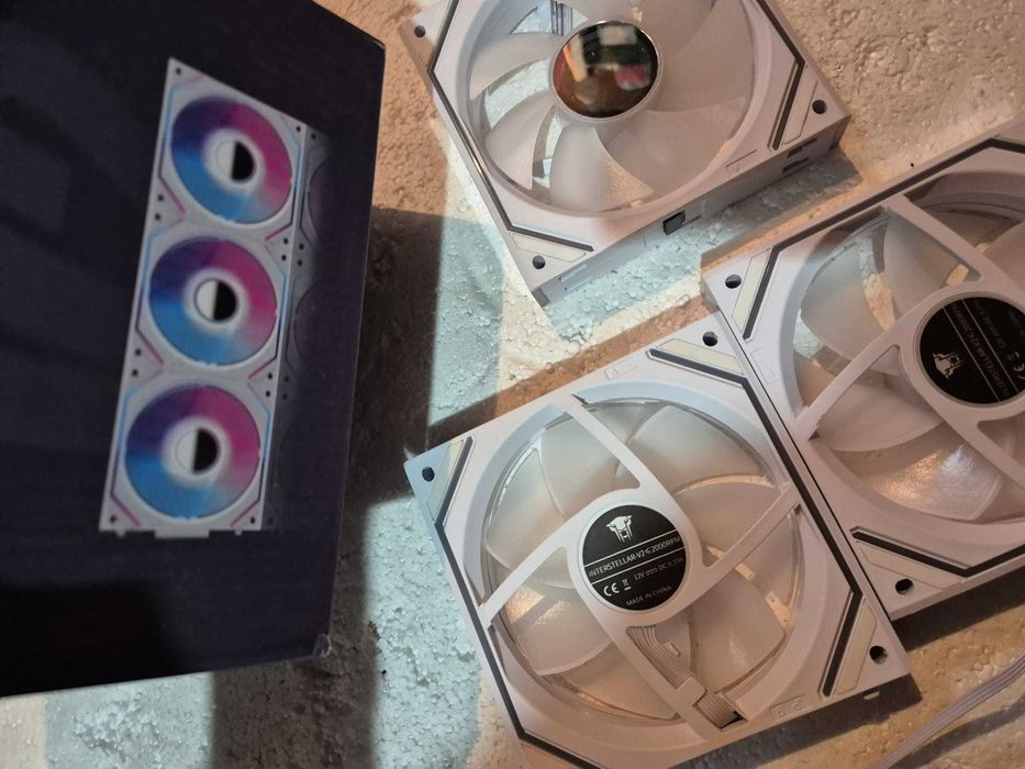 Set 3 Ventilatoare TZMRIT Interstellar V2 120mm ARGB White Resigilat