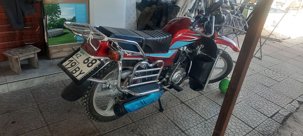 Продаётся мотоцикл 200 куб