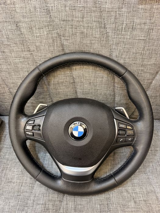 Volan Bmw complet cu padele BMW x3 f25 x4 f26 f30 f31 f32 f34 f36
