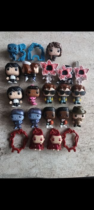 Играчки от шоколадови яйца