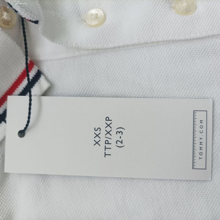 Tommy Hilfiger нова тениска 2-3год