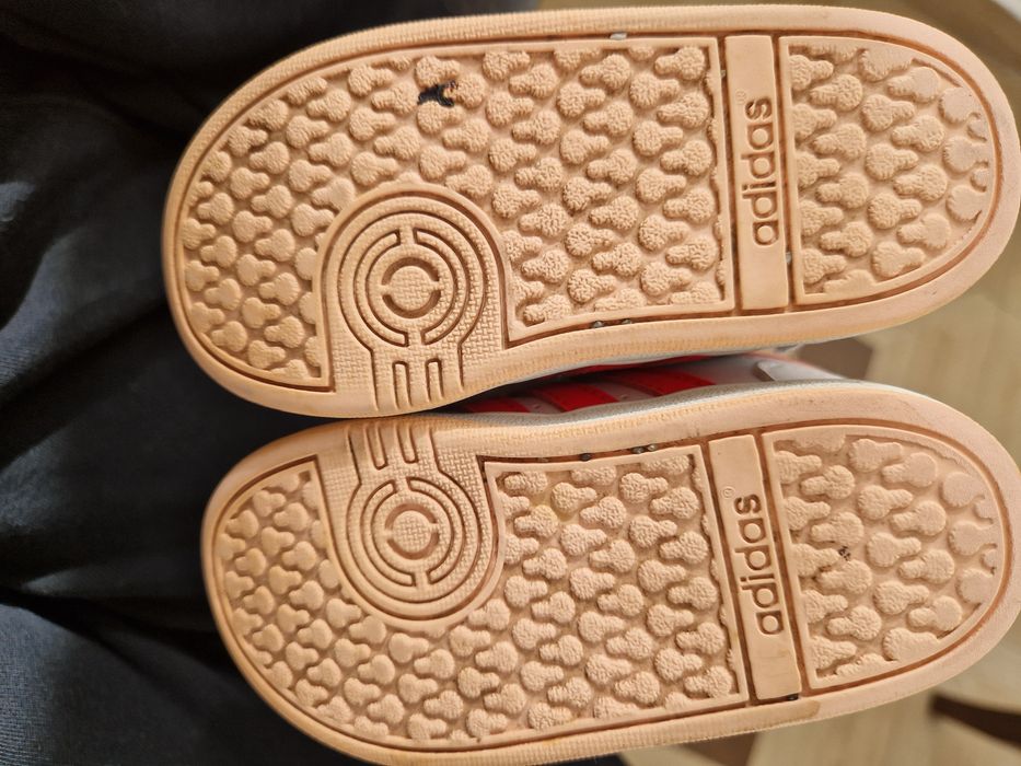 Кецове Adidas 20н