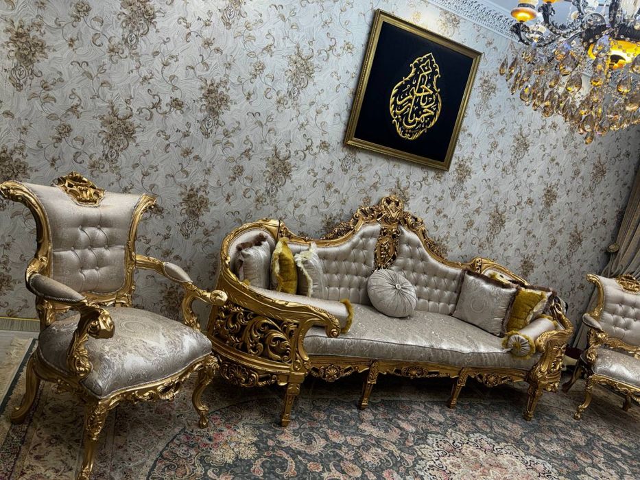 Ерон юмшок мебел сотилади