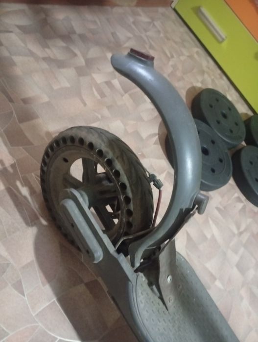 Самокат электро .