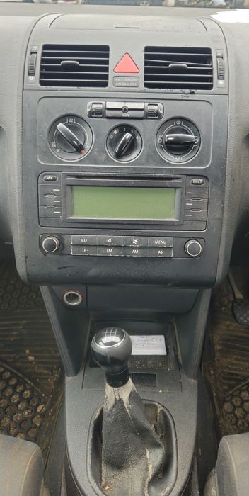 Фолксваген Туран 2.0 136кс на части VW Touran 2.0tdi 136 na chasti