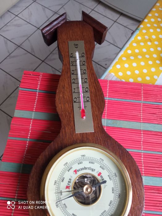 Немска метеорологична станция, барометър,термометър.,