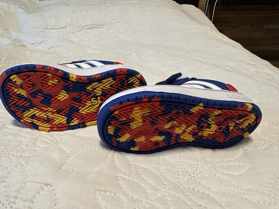 Маратонки Adidas