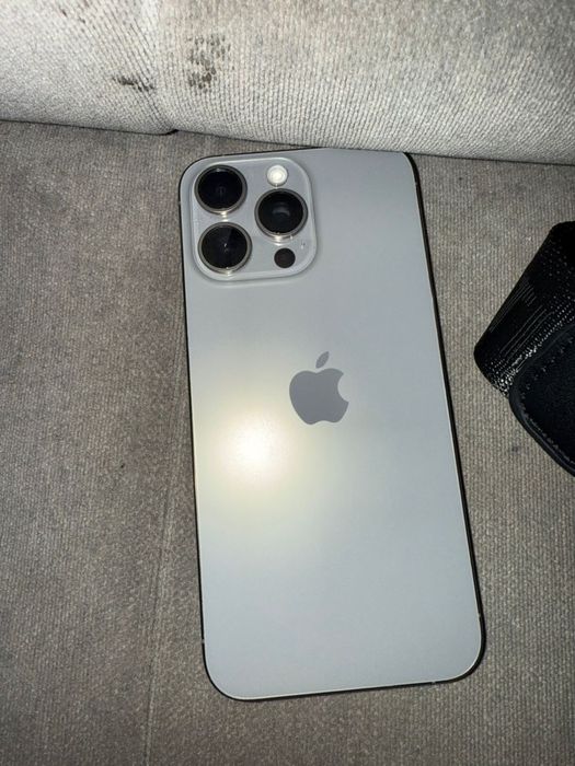 Продам айфон 15про макс