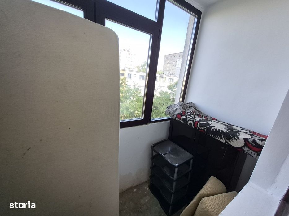 Apartament cu 2 camere nedecomandat zona Mircea cel Bătrân  fără risc