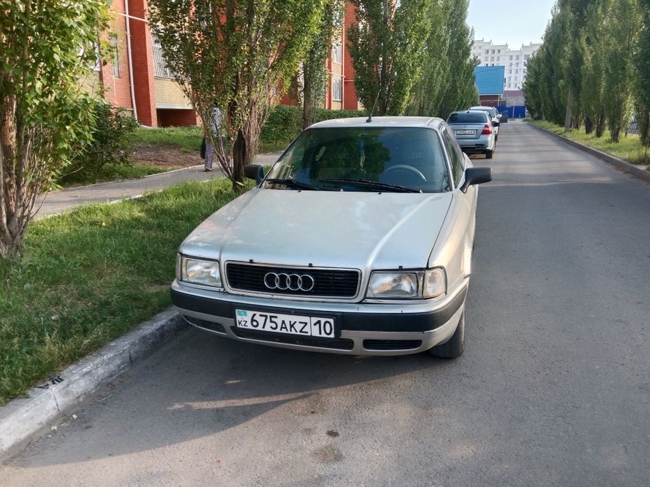 Продам Ауди 80 б4