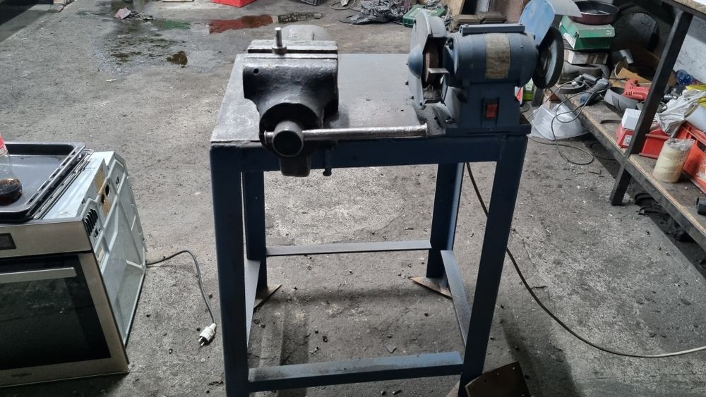 Vând strung SN400/ masa de lucru și motor electric