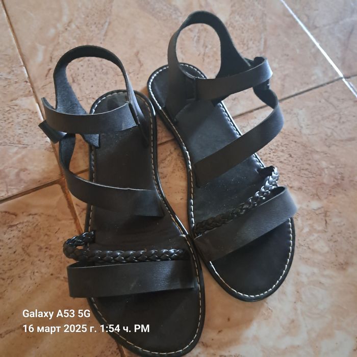 Дамски сандал 40 номер