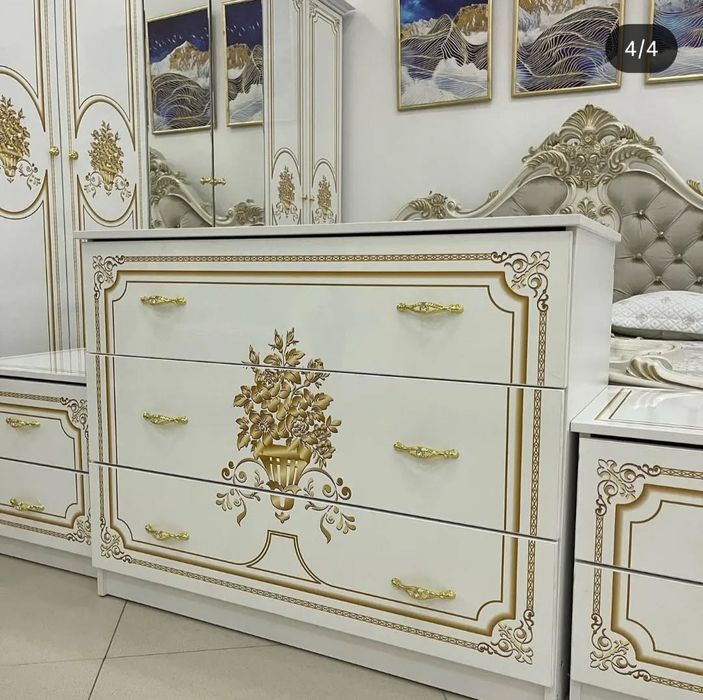 Спальный гарнитур