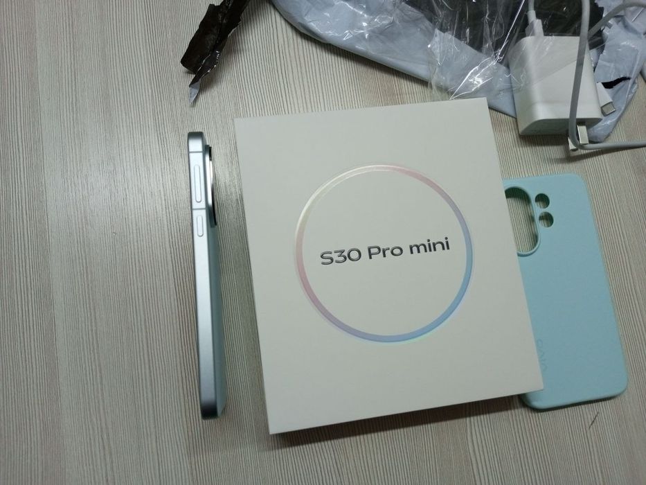 Vivo s30 pro mini (x200fe) 512гб