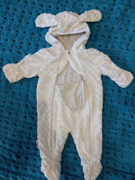 Продам комбинезон детский.