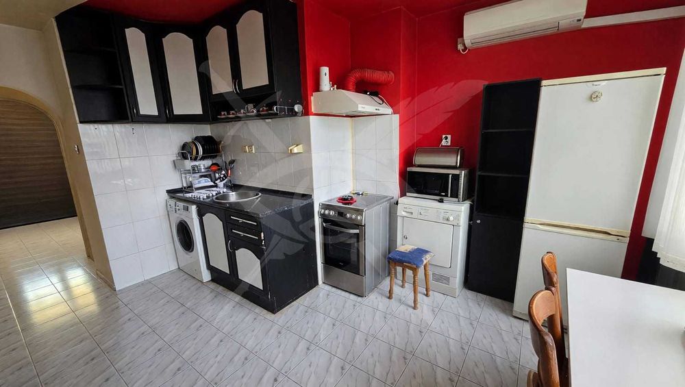 Продава се Тристаен апартамент в Асеновград - 80 кв.м за 1563 €/кв.м - Снимка #1