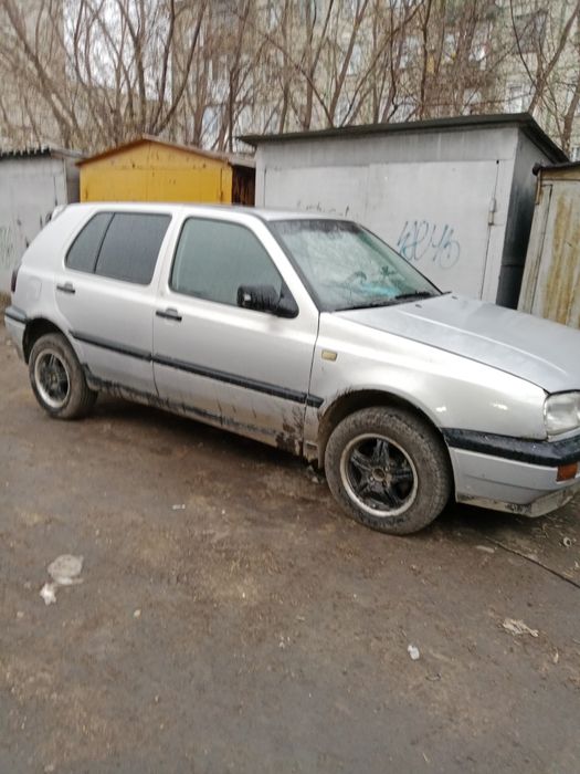 Продам машину  Volkswagen golf