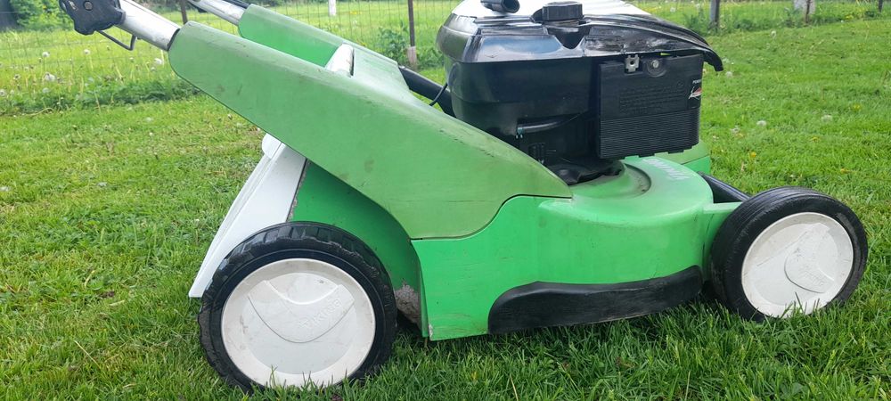 Masina de tuns iarba Viking cu autopropulsie si carcasă aluminiu