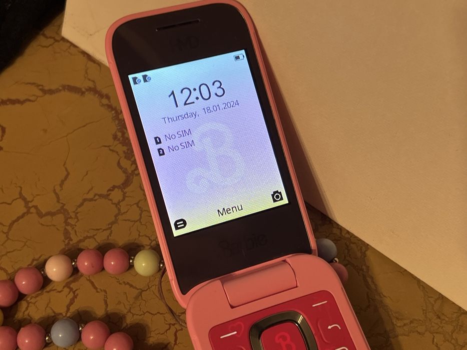 Telefon HMD Barbie dual sim