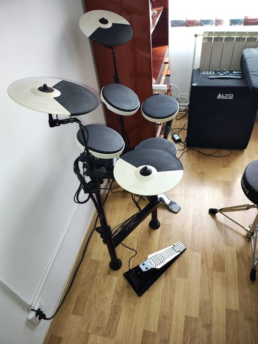 Vând Roland TD 4 PK