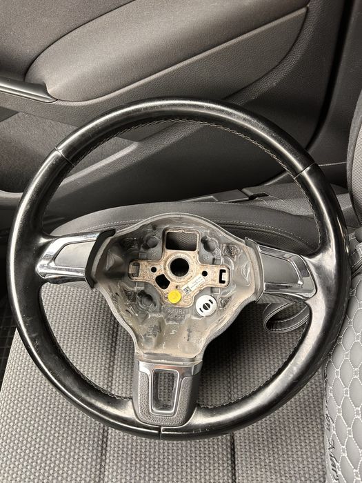 Волан Vw Golf 6 Без airbag