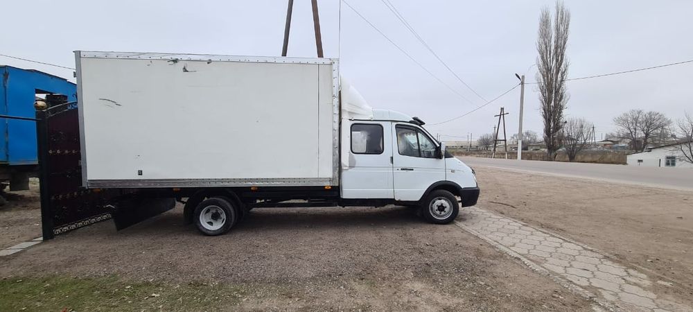 Продаю газель год 2003 сотка движок карбиратор