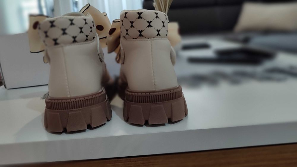 Детски обувки за момиче