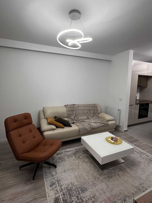 inchiriere 2 camere cu terasa