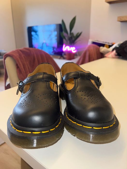 Обувки Dr. Martens женски