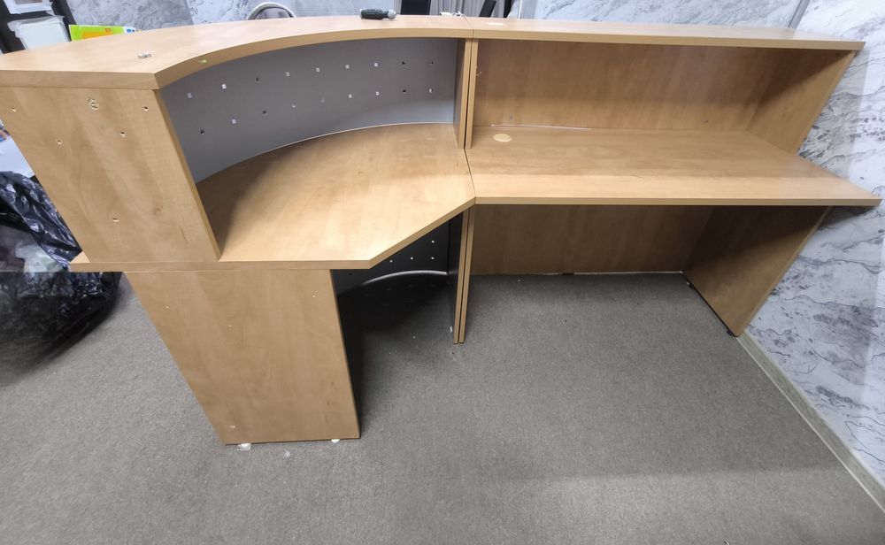 Продам ресепшн офисный