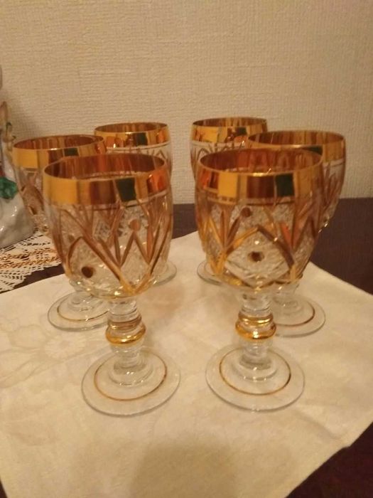 продам фужеры на 6 персон