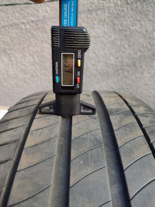 Vând Set Cauciucuri 225/50/17 Vara Michelin Import recent Germania