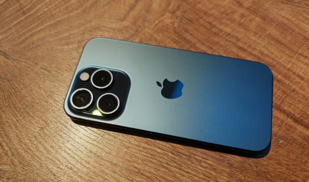 Продам iphone 15 pro