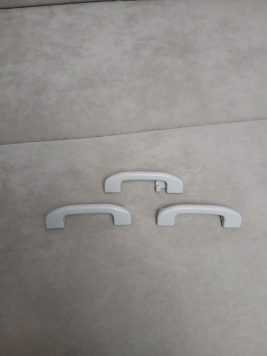 Облицовки передних стоек Лада Веста