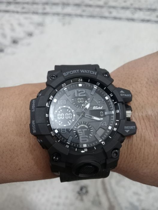 Продам Часы элэктрный