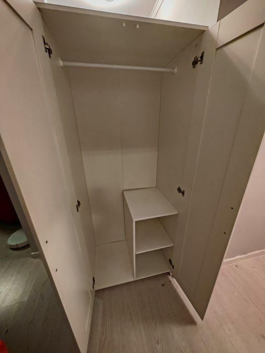 Dulap dressing  Ikea