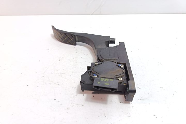 Pedala acceleratie 6Q1721503D Skoda Fabia 6Y