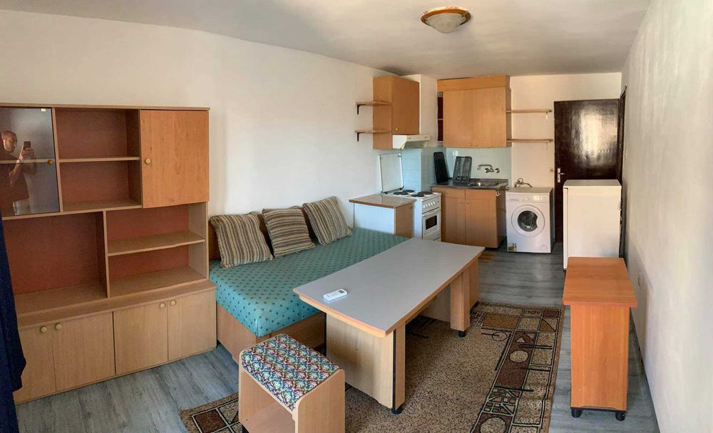 Дава се под наем Двустаен апартамент в Бургас, Възраждане - 52 кв.м за 214.2 € - Снимка #1